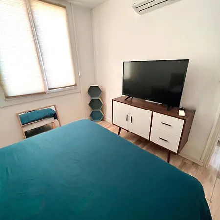 Magnifique Appartement, Face A La 아파트 팔라바 레 플로